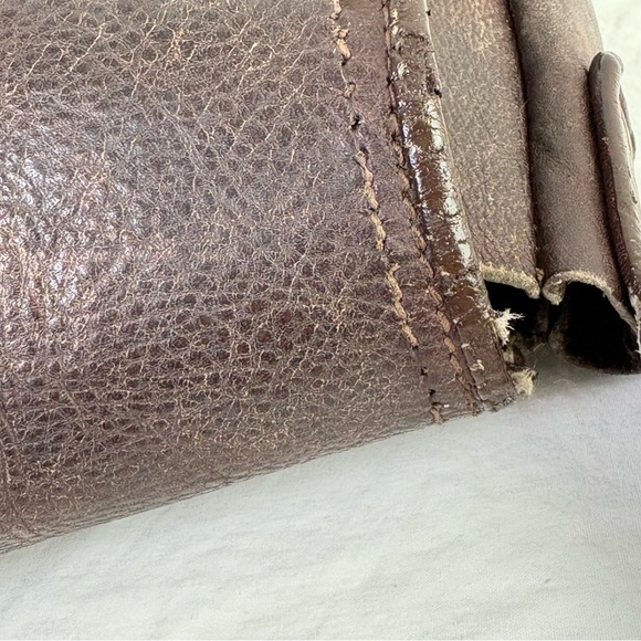 Vintage artisan handmade boho minimalist distressed genuine leather shoulder bag - Picture 5 of 17